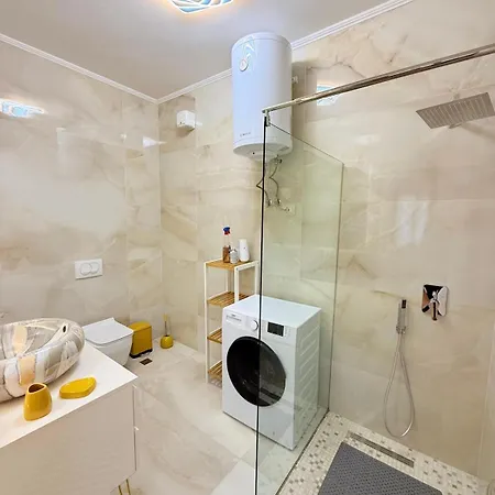 Entire Unit In Tirana, Albania Apartman *